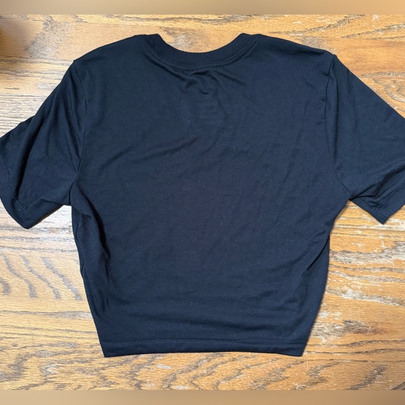 Nike Black Cropped Swoosh Tee - Picture 2 of 4